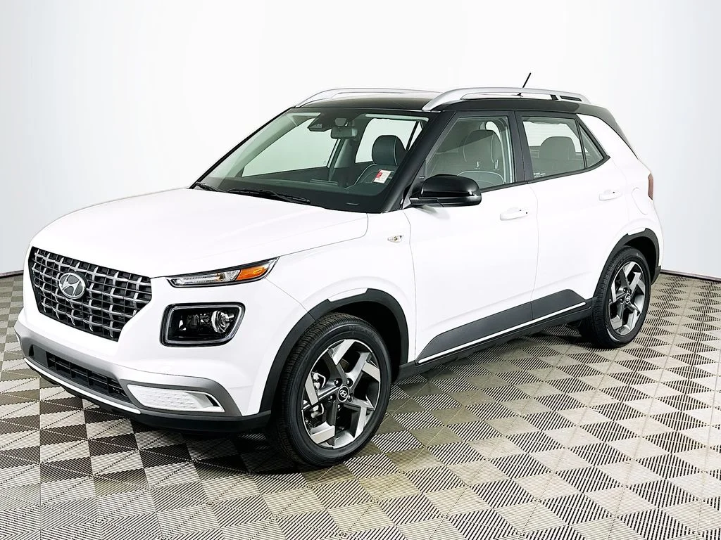 2024 Hyundai Venue Limited IVT's photo