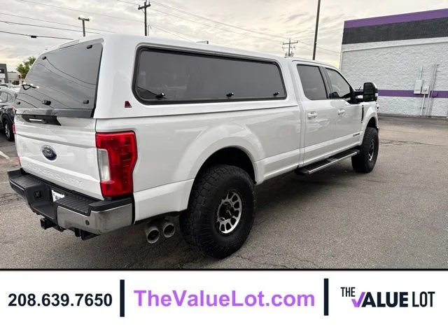 Used 2019 White Ford Lariat image 4