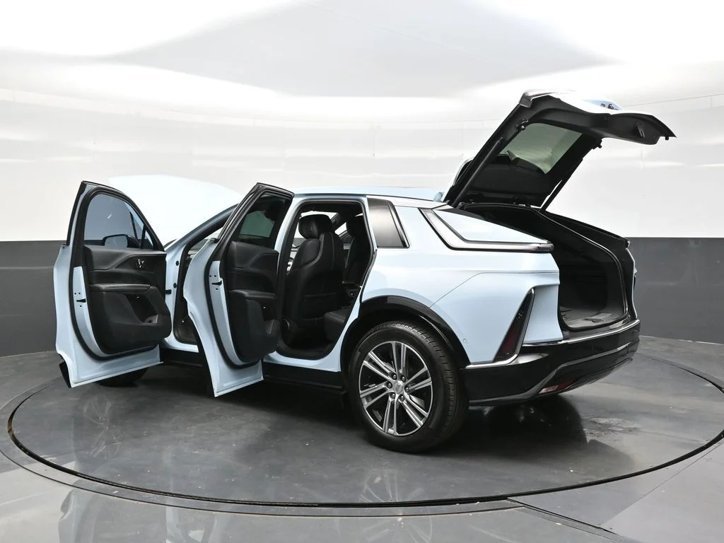 Used 2024 Blue Cadillac Luxury image 47