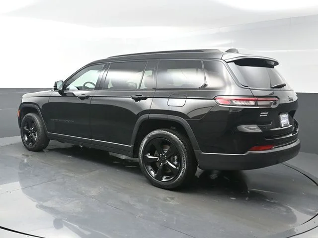 Used 2024 Black Jeep Limited image 5