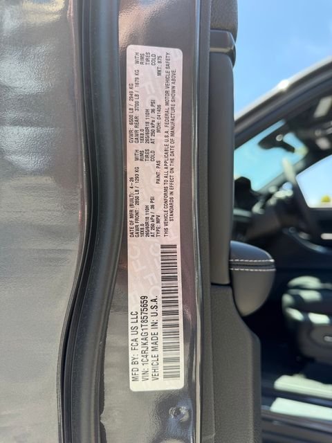 New 2026 Baltic Gray Metallic Clear-Coat Exterior Paint Jeep Laredo image 30