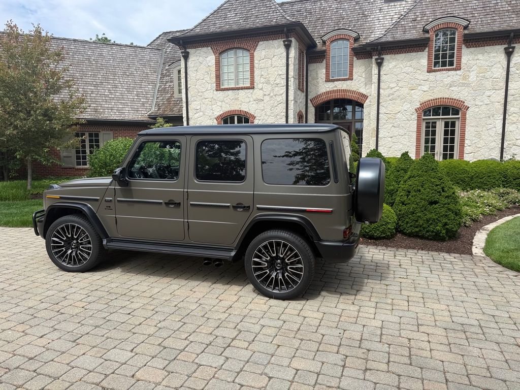 Used 2025 Green Mercedes-Benz G 63 AMG® image 12