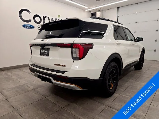 New 2026 Star White Metallic Tri-Coat Ford Tremor® image 6