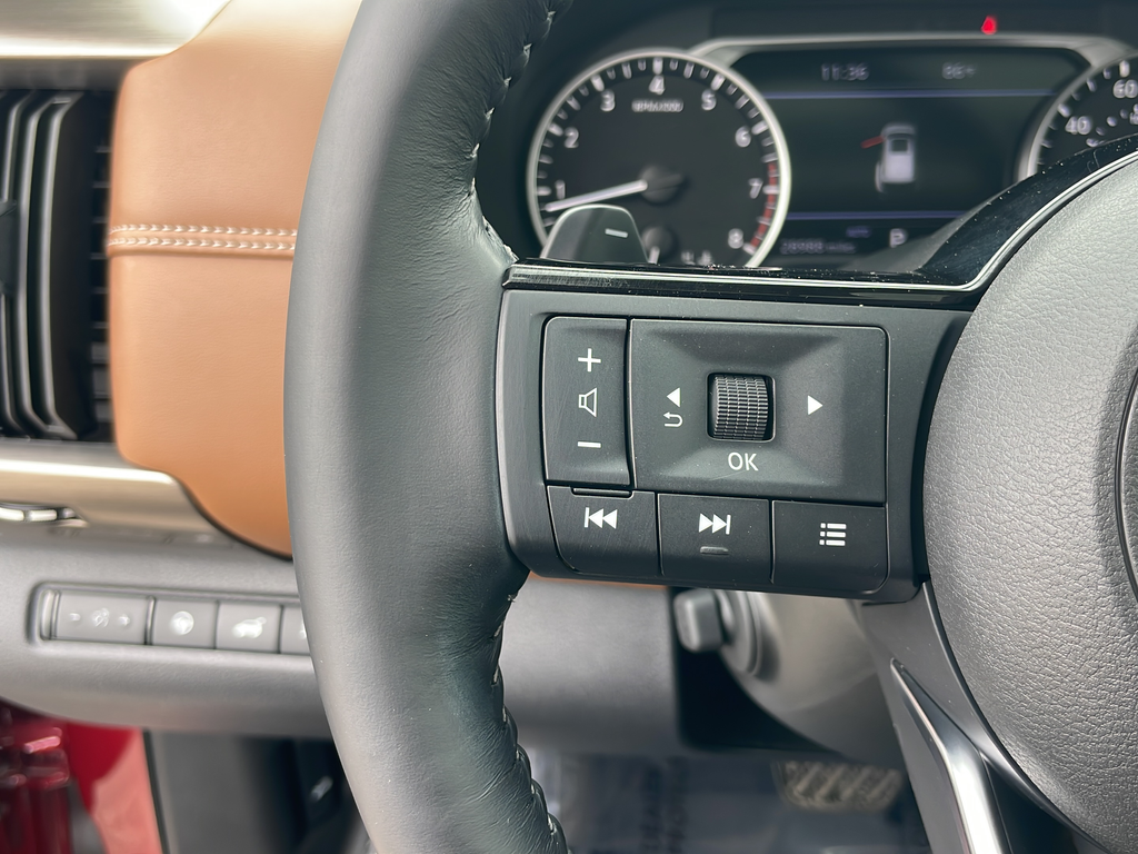 Used 2023 Red Nissan Platinum image 9
