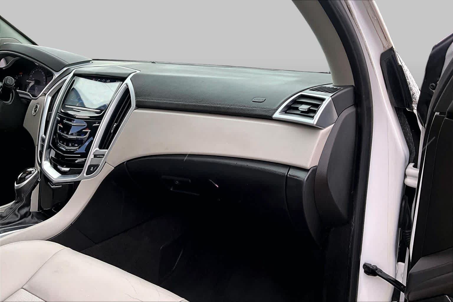 Used 2016 Platinum Ice Tricoat Cadillac Luxury Collection image 19