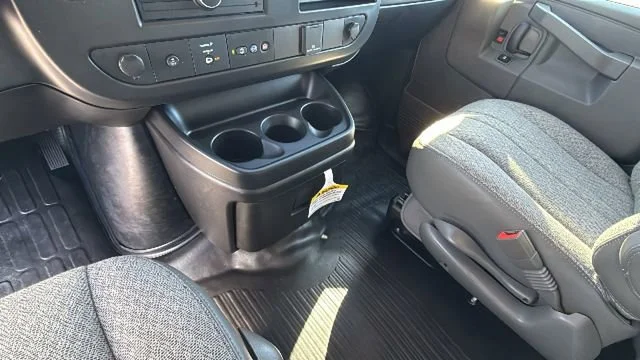 2025 Chevrolet Express Cargo Work Van - Photo 13