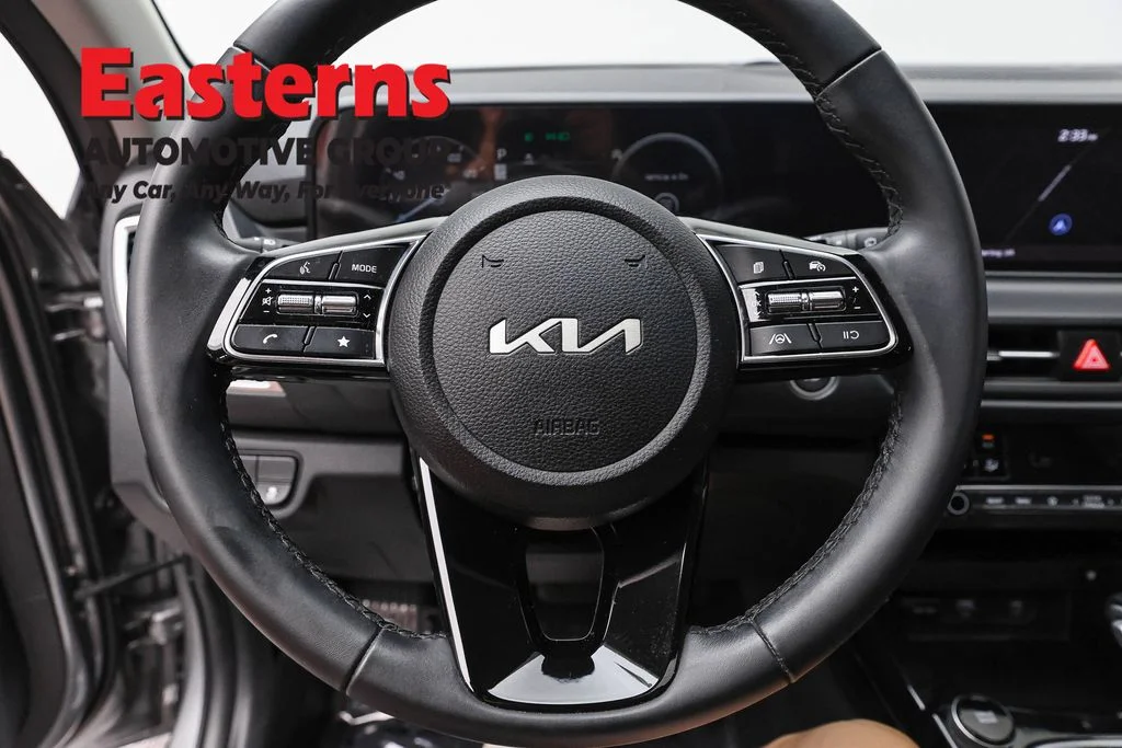 Used 2024 Gray Kia EX image 10