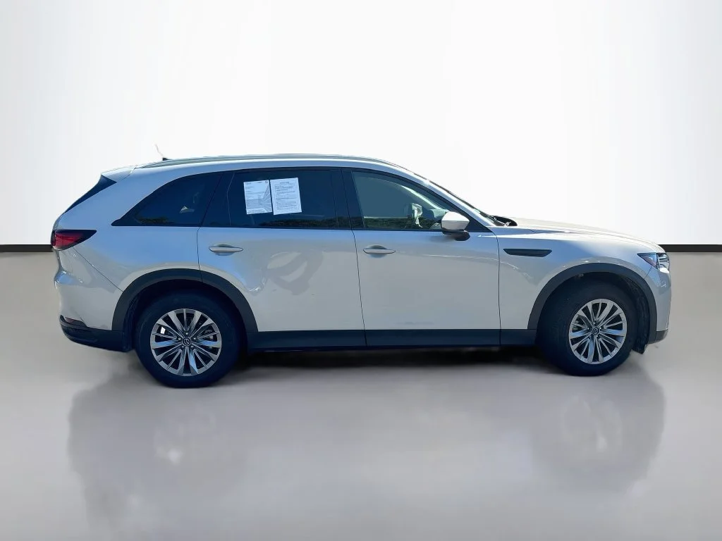 Certified Used 2024 Platinum Mazda 3.3 Turbo Preferred Plus image 8