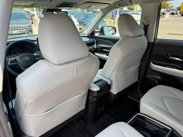Certified Used 2026 STORM CLOUD Toyota XLE image 31