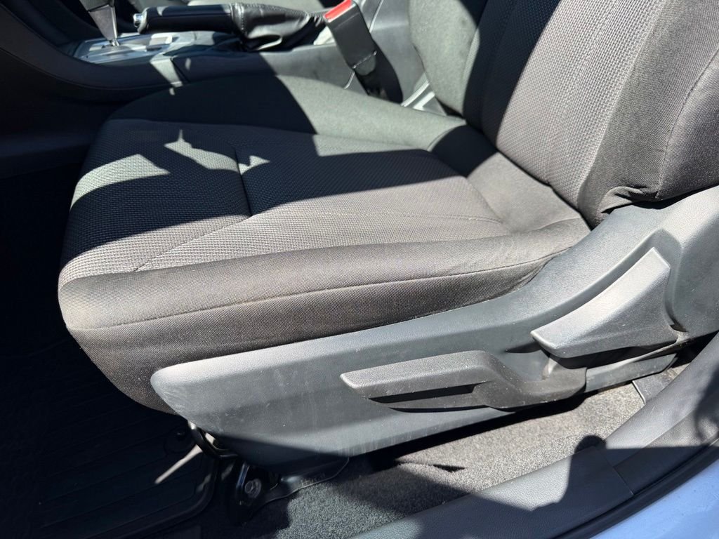 Used 2018 Silver Subaru 2.0i Premium image 14