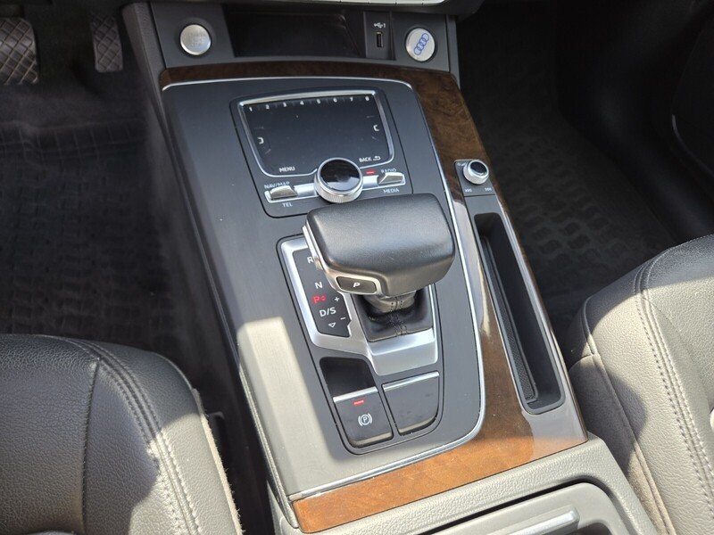 Used 2018 Silver Metallic AUDI 2.0 TFSI PREMIUM PLUS image 22