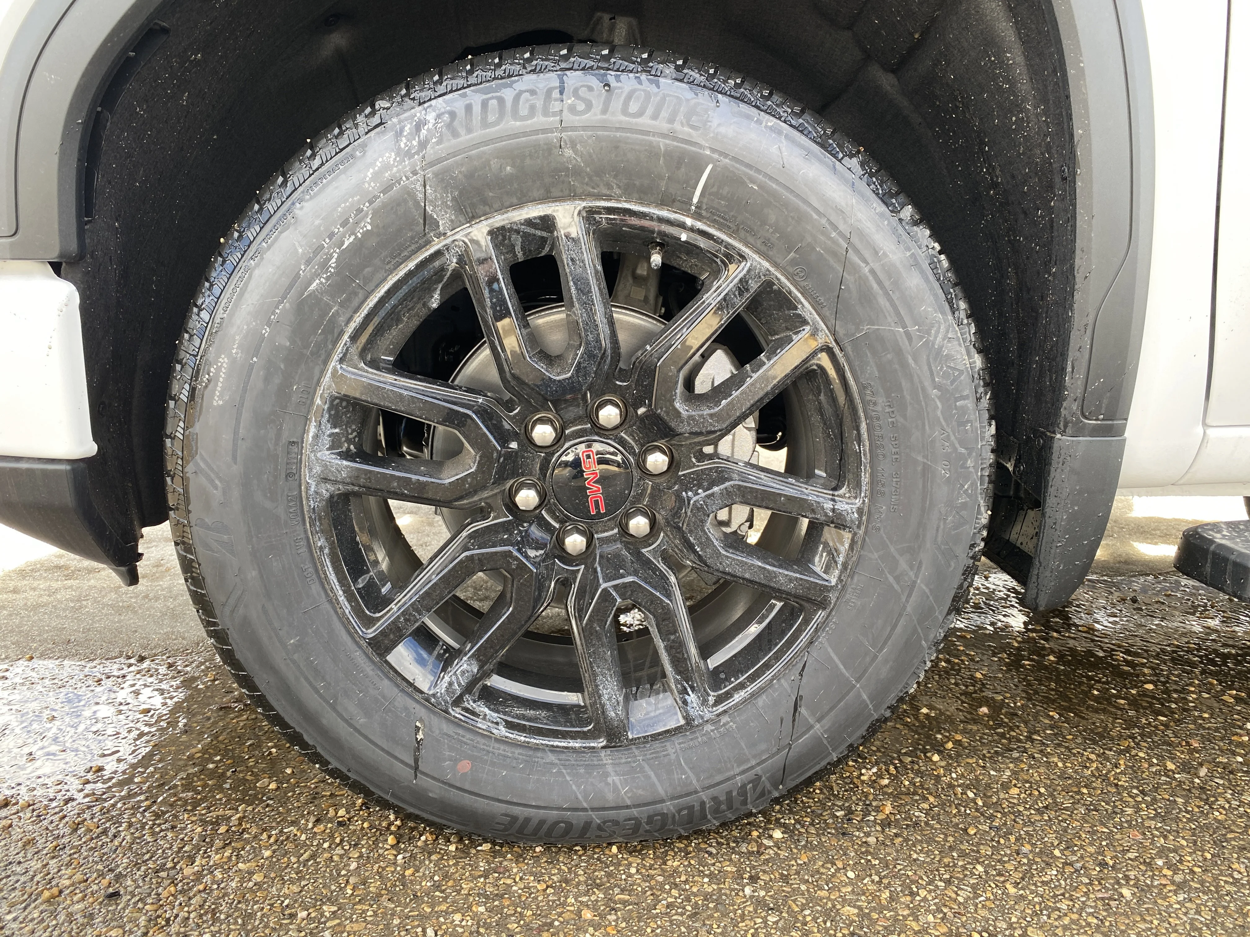 New 2026 Summit White GMC Elevation image 12