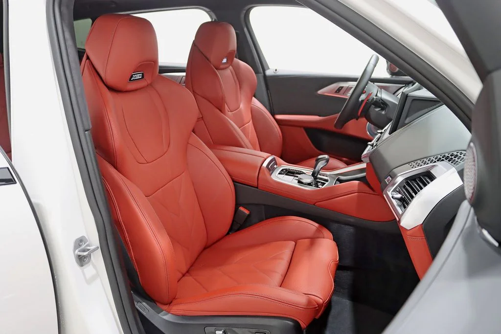 Used 2024 White BMW Base image 31