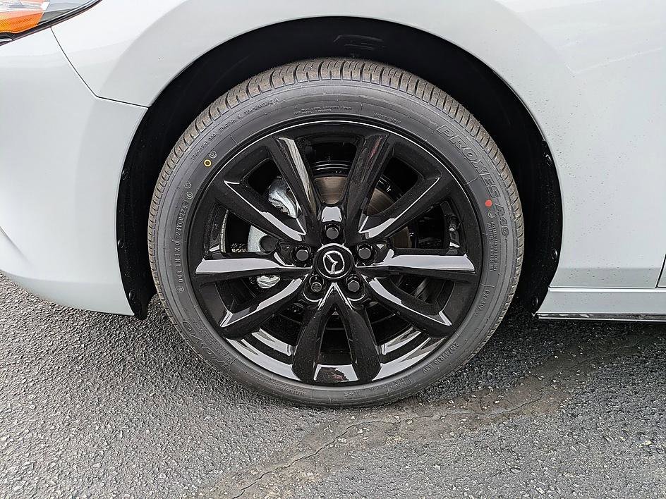 2026 Mazda Mazda3 Premium - Photo 10