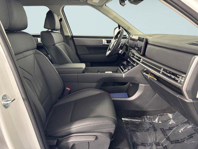New 2026 White Hyundai SEL image 8