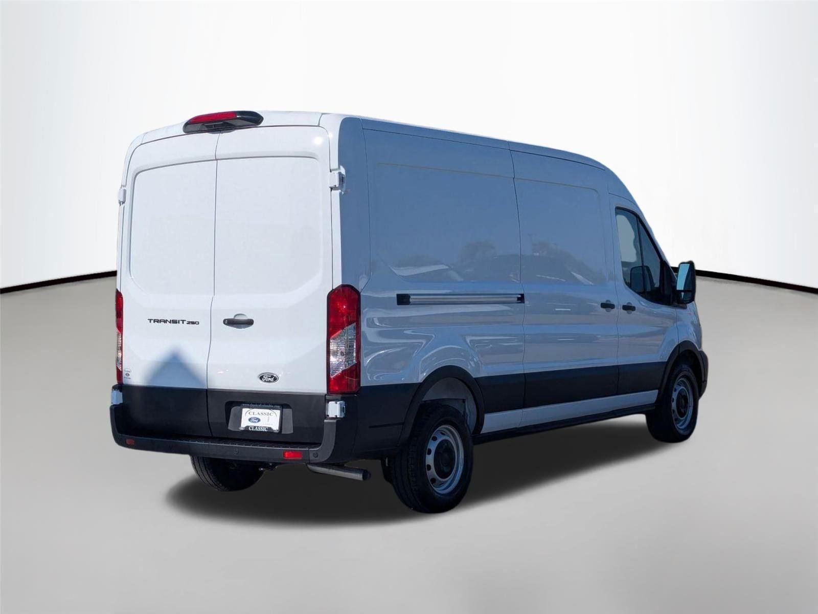 New 2026 Oxford White Ford Cargo Van image 5