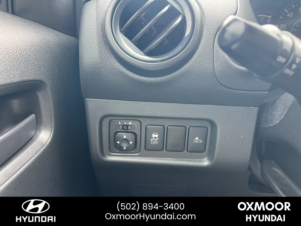 Used 2023 Mystic Black Metallic Mitsubishi LE image 8