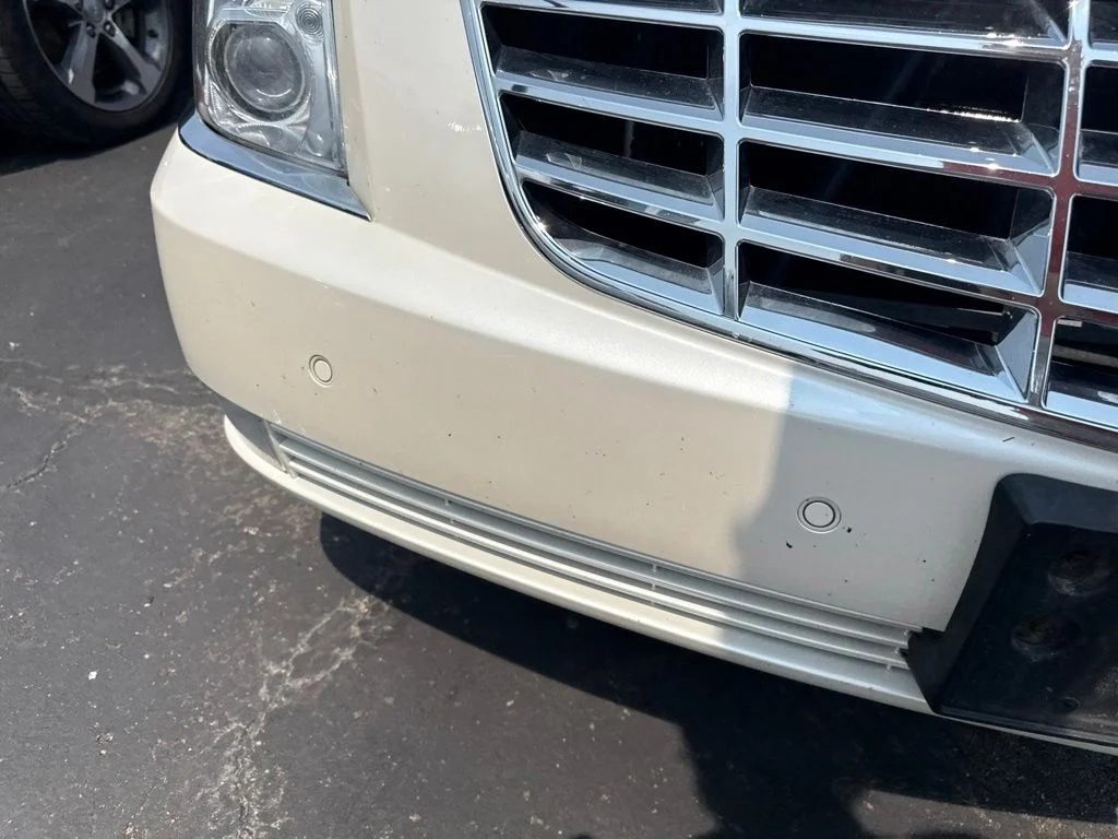 Used 2011 White Cadillac Platinum image 7