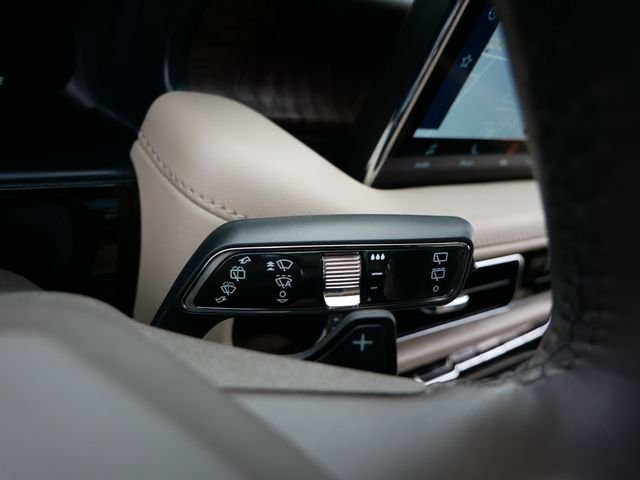 Used 2023 Black Metallic Lincoln Reserve image 28