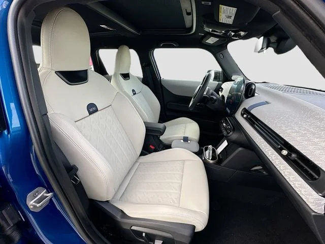 New 2026 Blue MINI Iconic image 22