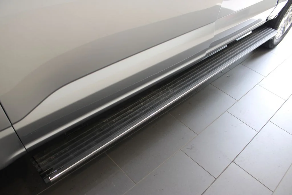 Used 2021 Silver Ford Platinum image 37