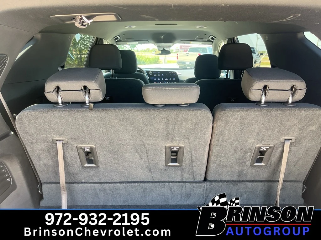 Used 2026 Sterling Gray Metallic Chevrolet FWD LT image 9