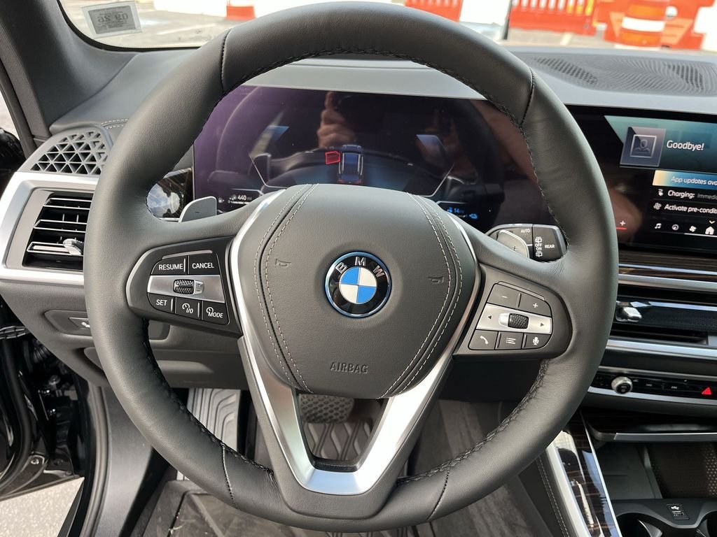2026 BMW X5 50e - Photo 14