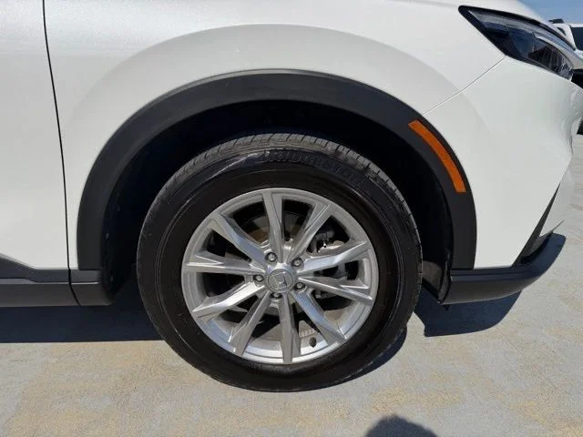 Used 2023  Honda EX-L image 10