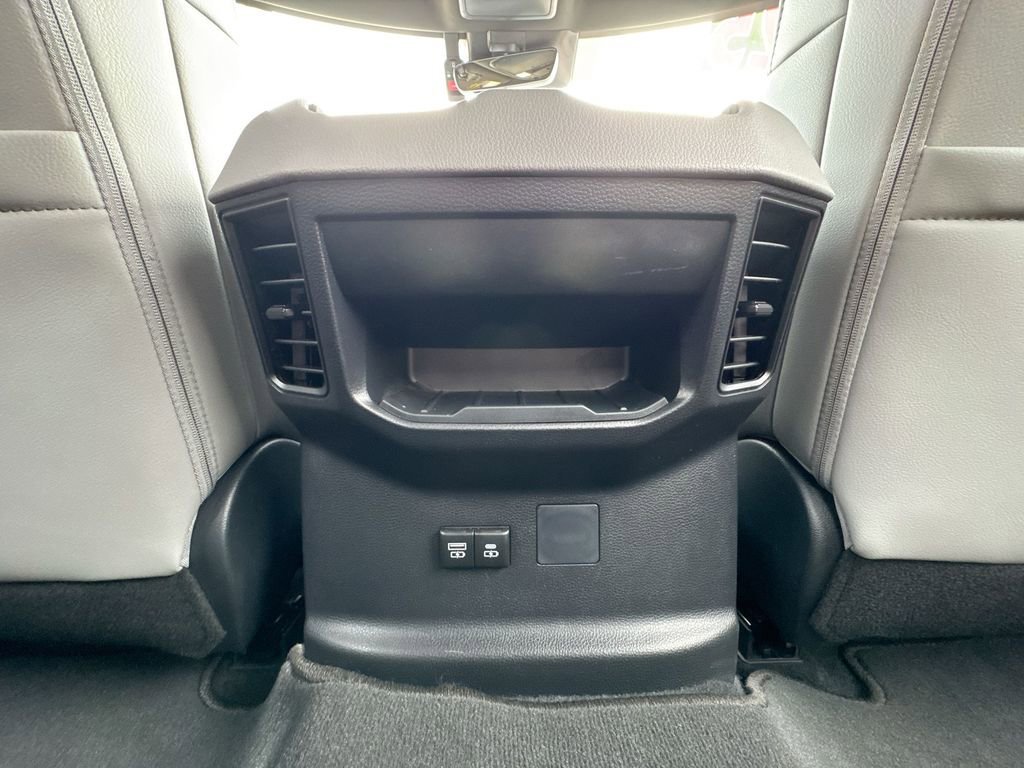 2025 Toyota Tundra Limited - Photo 20
