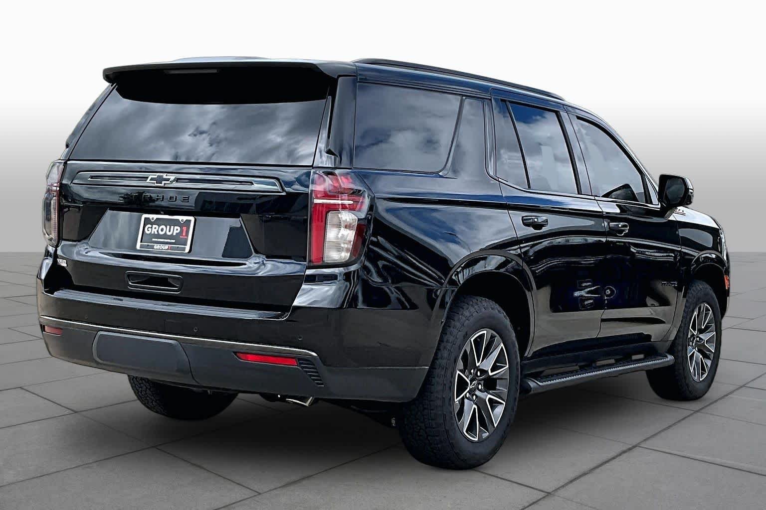 Used 2021 Black Chevrolet Z71 image 9