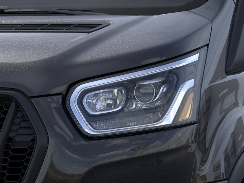 New 2025 Agate Black Metallic Ford  image 46