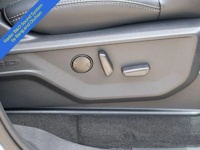New 2027 Glacier Gray Metallic Tri-Coat Ford Platinum image 11