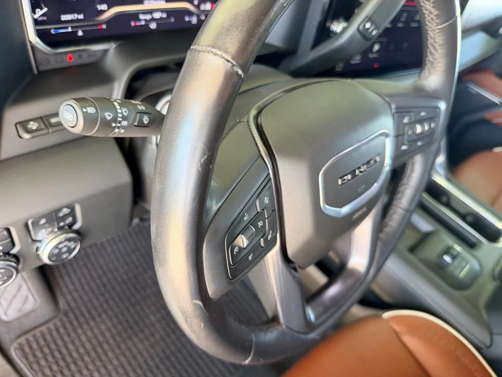 Used 2024 Black GMC Denali Ultimate image 20