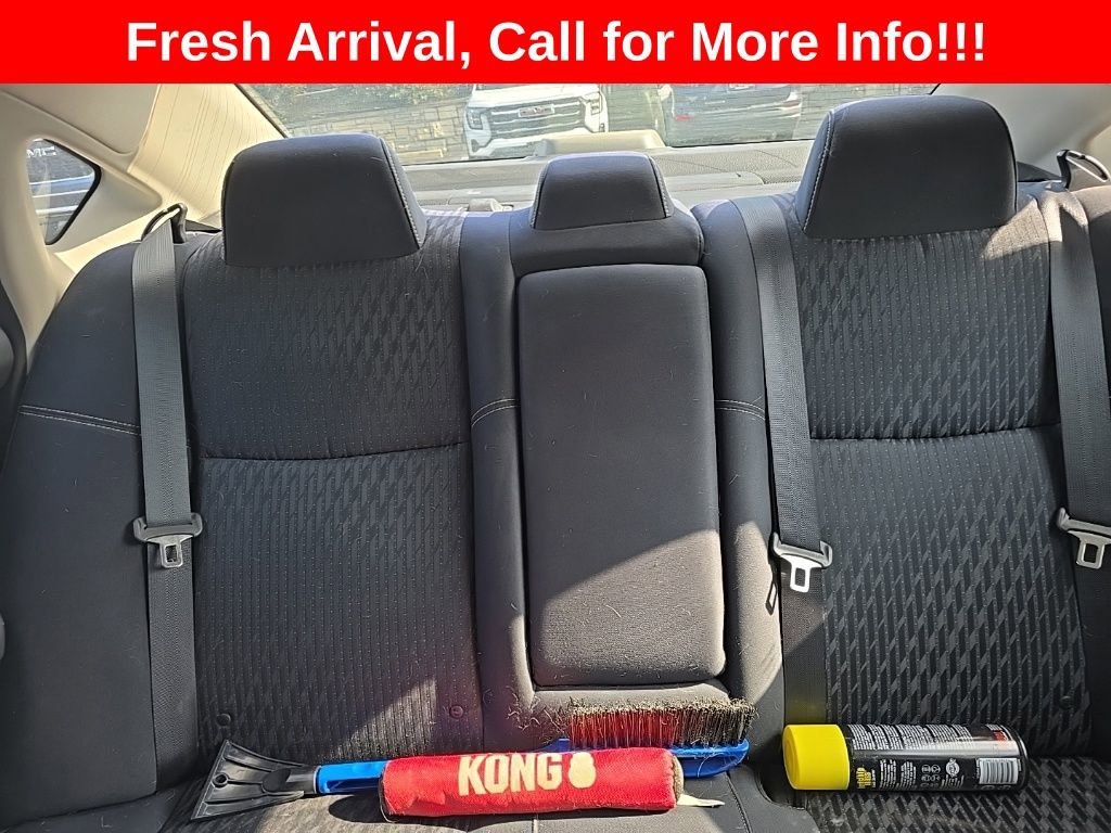 Used 2017 White Nissan 2.5 S image 9