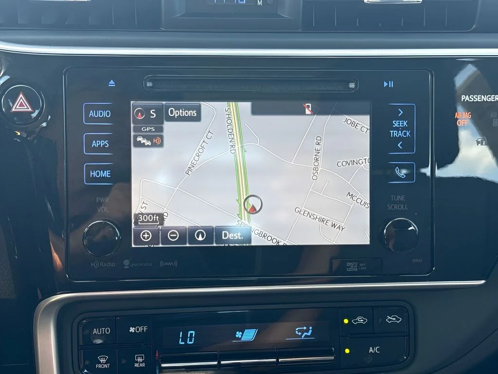 Used 2017 Gray Toyota XLE image 11