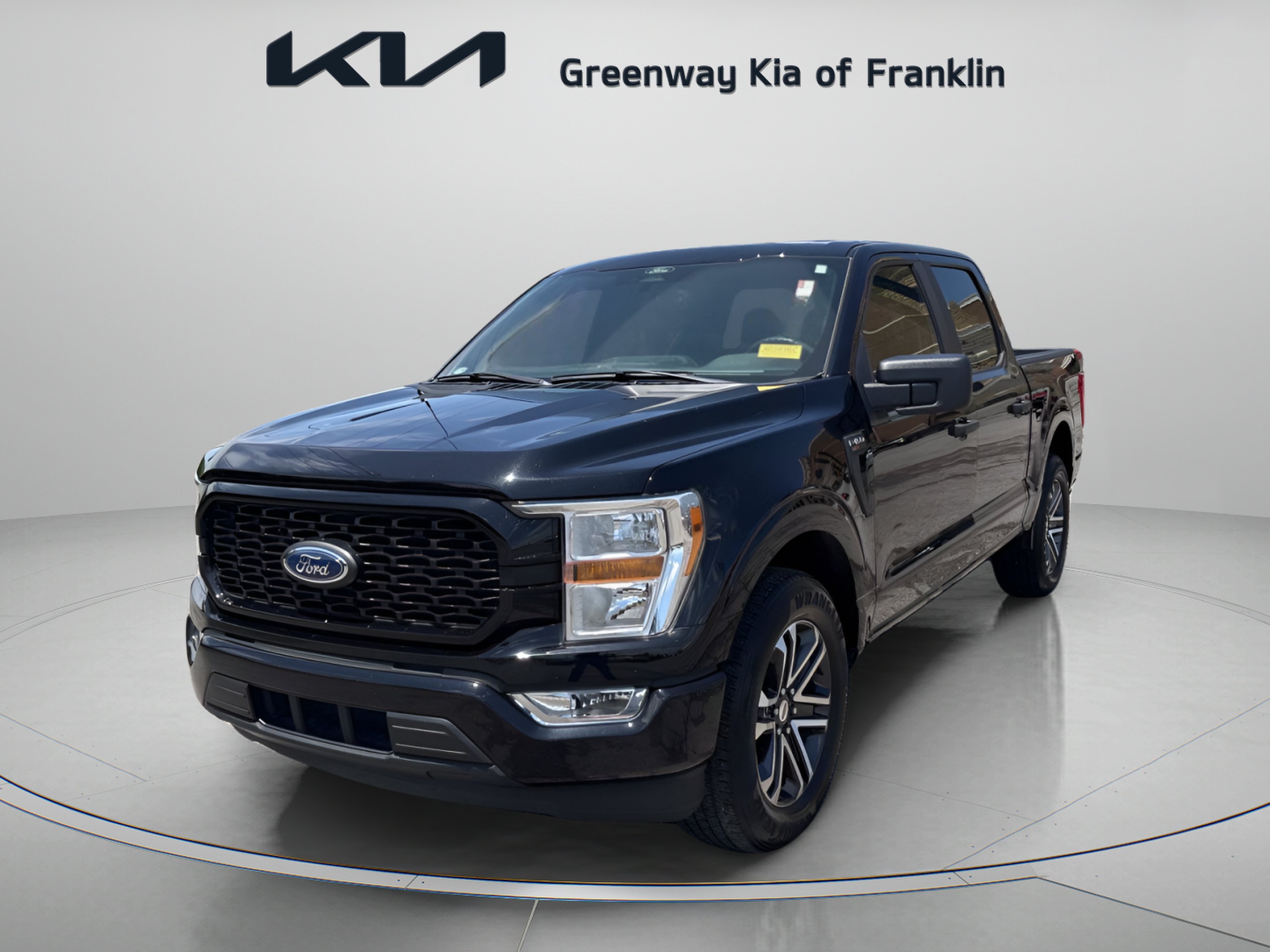 Used 2022 Black Metallic Ford XL image 3