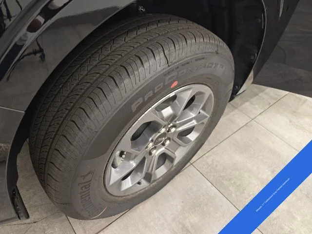 New 2026 Shadow Black Ford XLT image 41