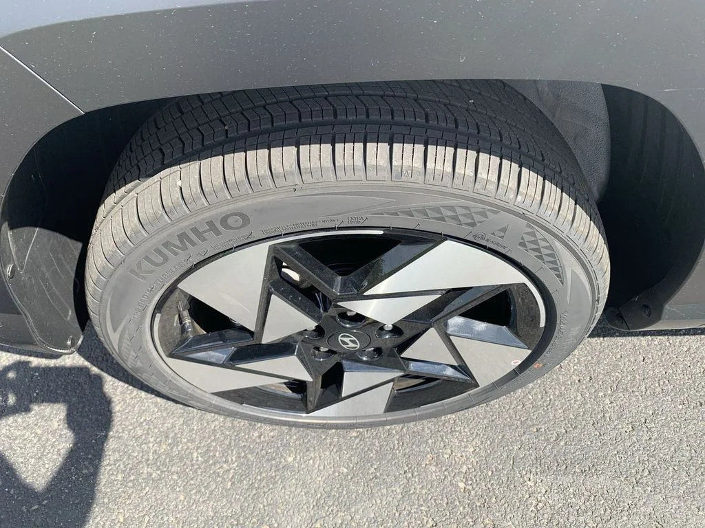 New 2026 White Hyundai Limited image 10