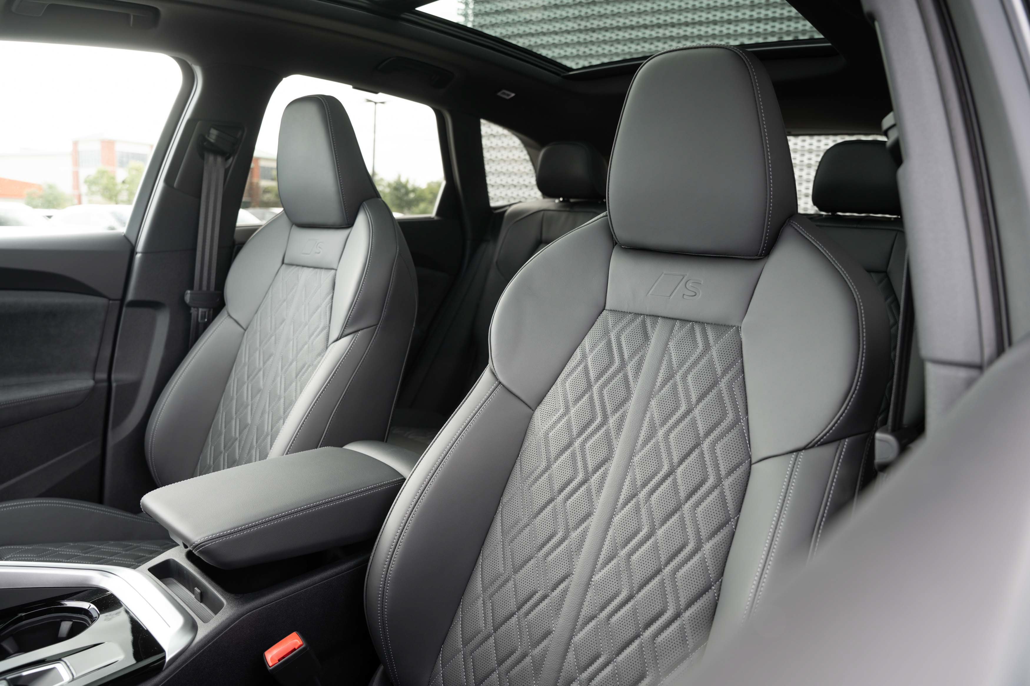 New 2026 Daytona Gray Audi Premium Plus image 22