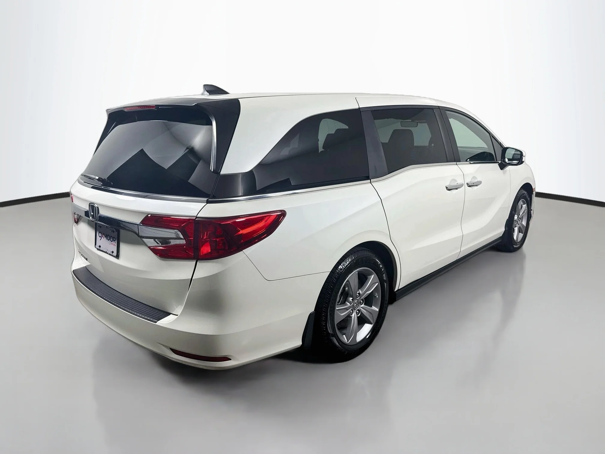Used 2019 White Diamond Pearl Honda EX-L image 7