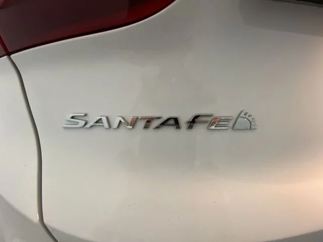 Used 2023 White Hyundai SEL image 26