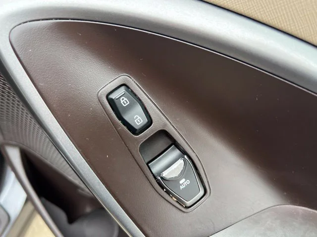 Used 2018 Gray Hyundai 2.4 Base image 25