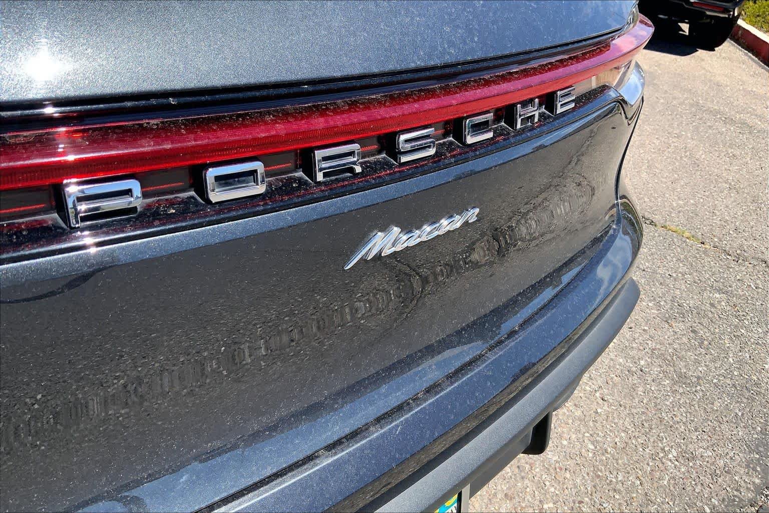 Used 2022 GRAY Porsche  image 26