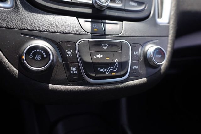 Used 2025 Gray Chevrolet LS image 26