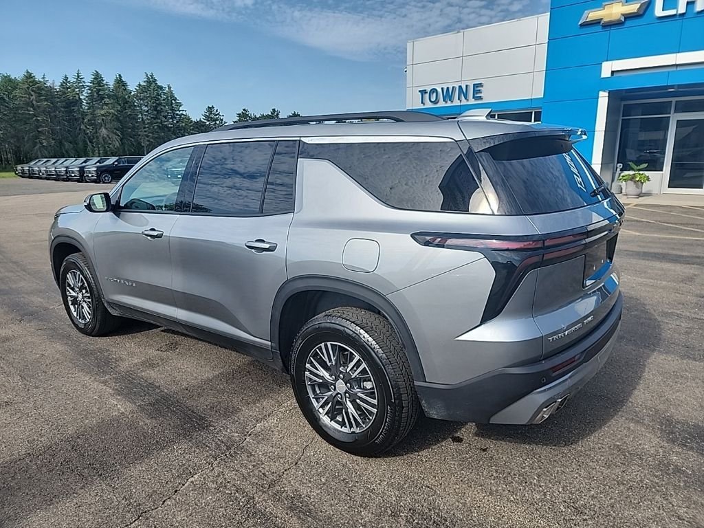 Used 2026 Gray Chevrolet LT image 3