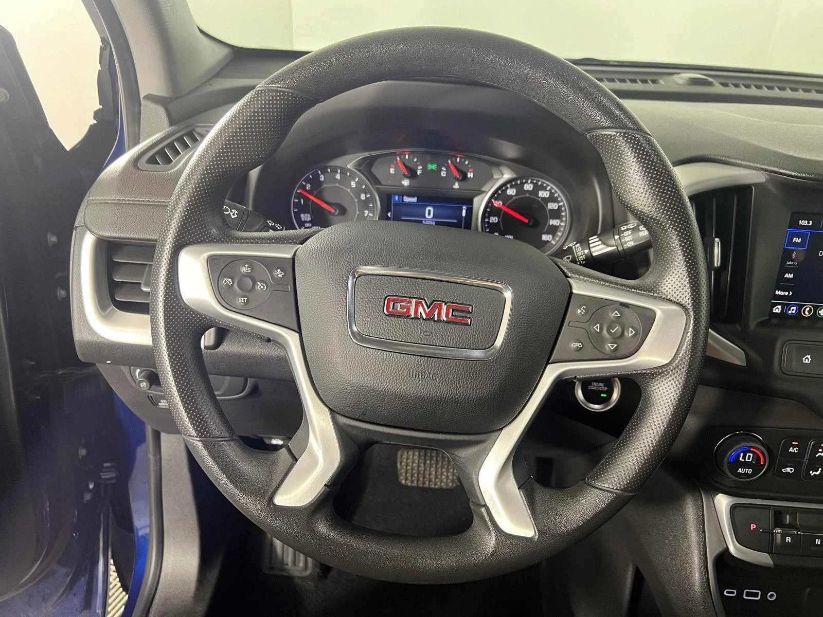 Used 2023 Marine Metallic GMC SLE image 23