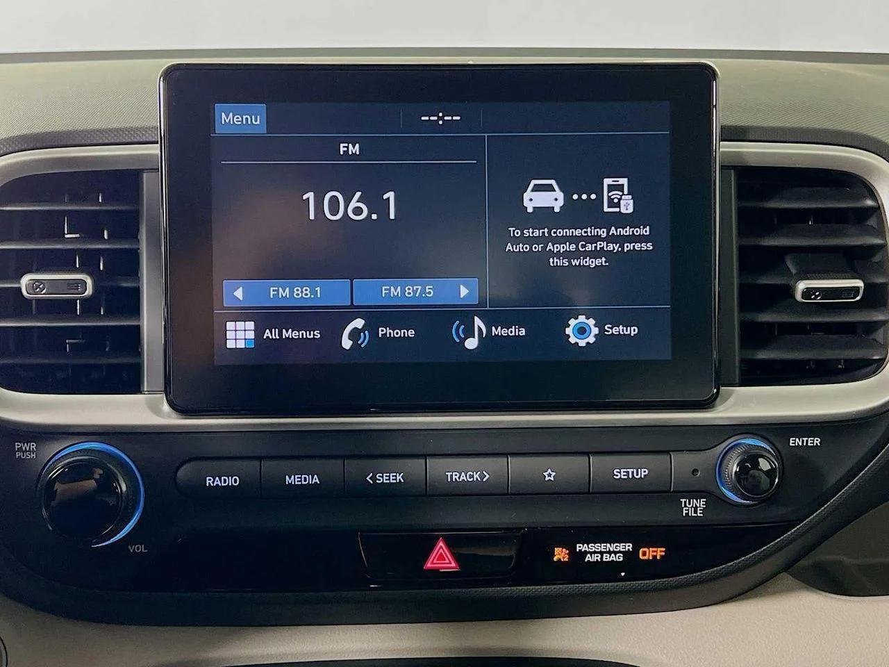 New 2026 Ecotronic Gray Hyundai SEL image 9