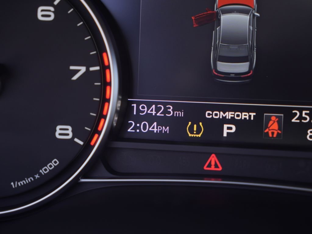 Used 2020 Blue Audi 2.0T Premium image 4