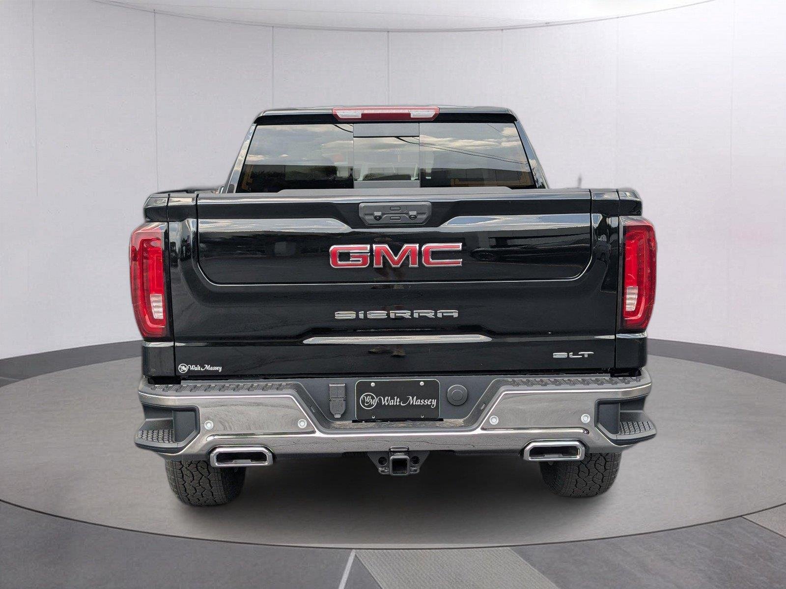 New 2026 Onyx Black GMC SLT image 4