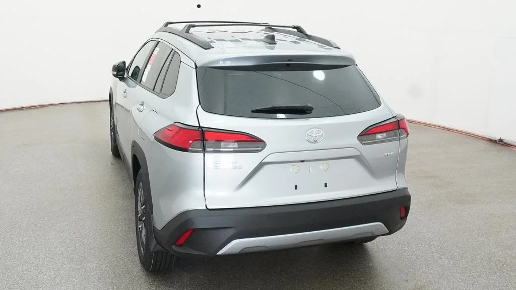 New 2026 Sonic Silver Toyota XLE image 17